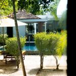 Deluxe Twin Pool View