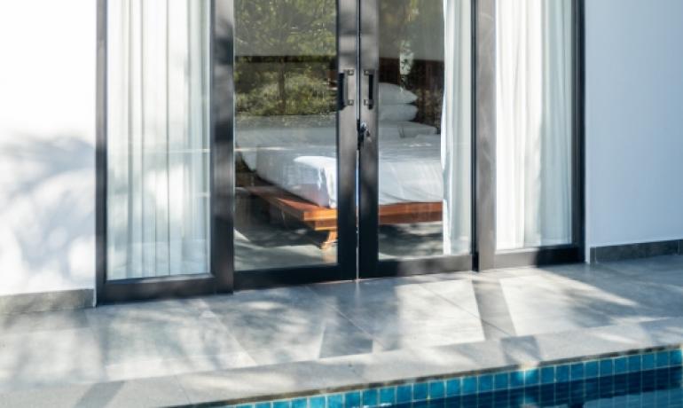 Premier Twin Pool Access